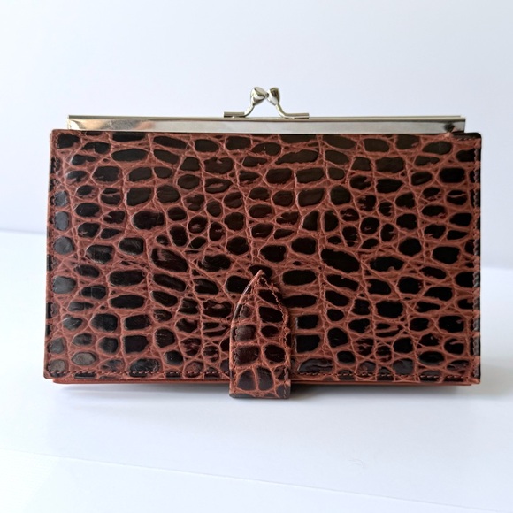 J. Peterman Brown Crocodile-Embossed Italian Leather Clutch / Wallet - Picture 3 of 13